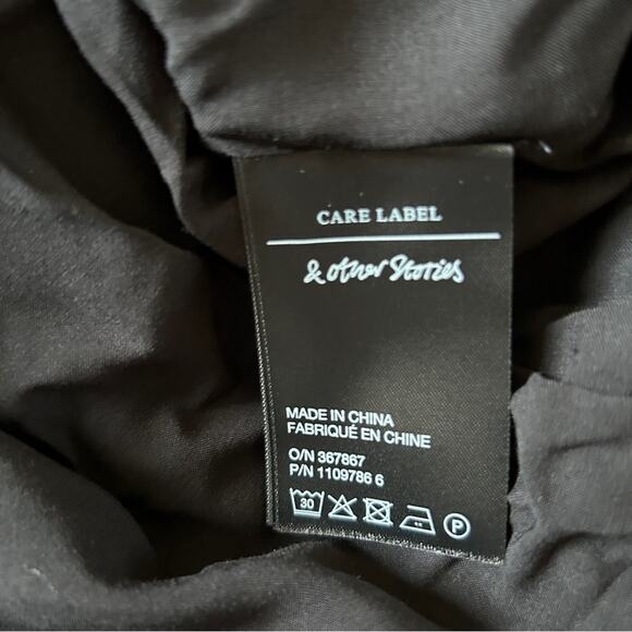 & Other Stories Open Back Party Dress in Black Velvet Size 4 - Picture 12 of 13